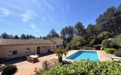 Aubagne (13400)