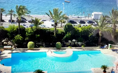 Cannes (06150)