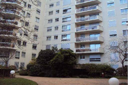 Courbevoie (92400)