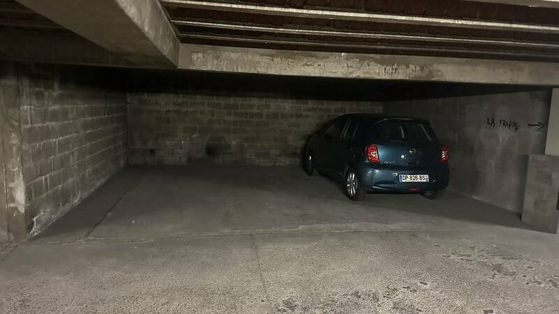 Paris 20E