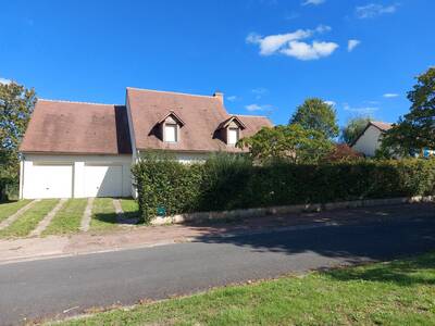 Vente maison 7 pièces Solesmes (72300)
