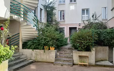 Saint-Denis (93200)