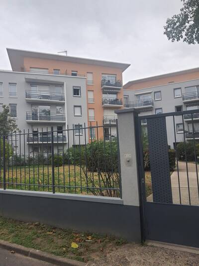 Vente appartement 4 pièces Le Blanc-Mesnil (93150)