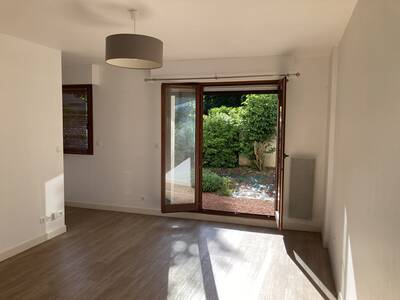 Vente appartement studio Voisins-le-Bretonneux (78960)