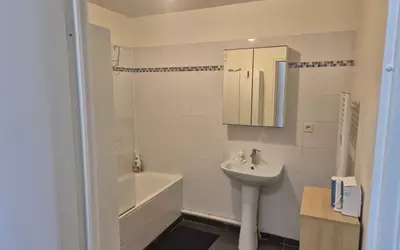 Saint-Ouen-Sur-Seine (93400)