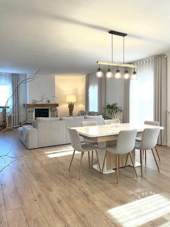 Vente maison 250 m² SaintSulpiceLesFeuilles (87160) 250 m² 285.