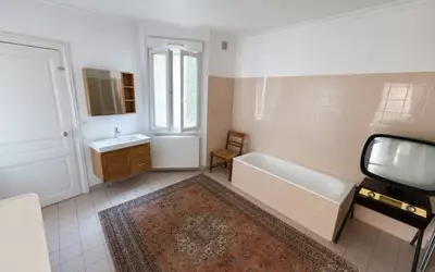 Melun (77000)