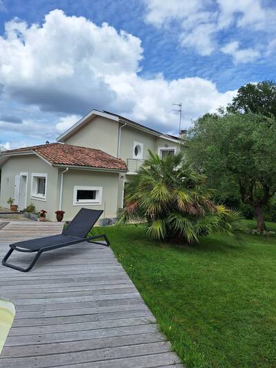 Vente maison 6 pièces Saint-Caprais-de-Bordeaux (33880)