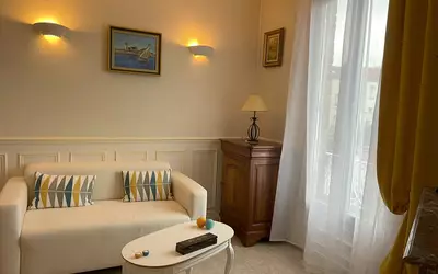 Saint-Denis (93200)