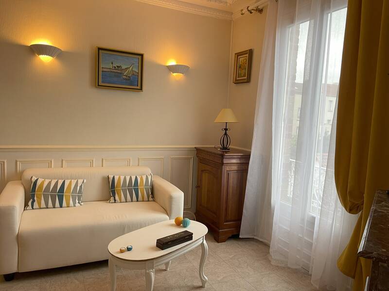 Saint-Denis (93200)
