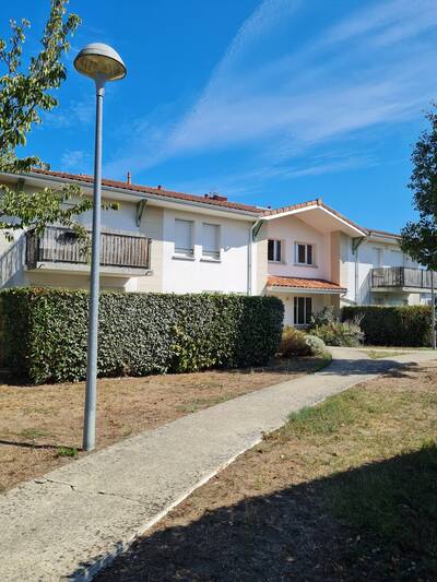 Location appartement 2 pièces Ambarès-et-Lagrave (33440)