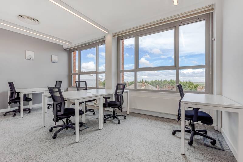 Bureaux, local professionnel Bordeaux - 100&nbsp;m² - 6.088&nbsp;&euro;