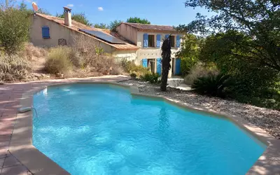 Quatre Chambres Et Un Terrain D'environ 1500M2Tourrettes-Sur-Loup (06140)