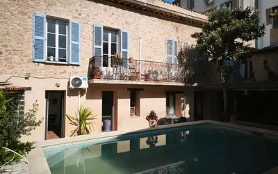 Cannes (06150)