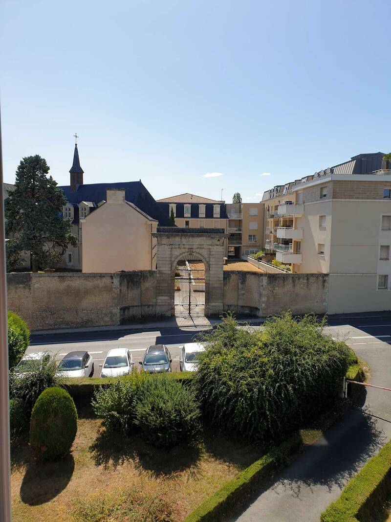 Poitiers (86000)