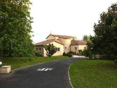 Vente maison 8 pièces Tresses (33370)
