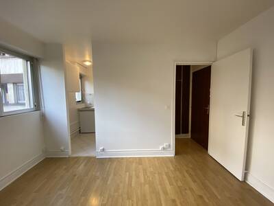 Location appartement studio Paris 15e
