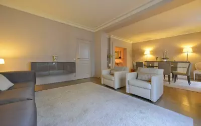 Neuilly-Sur-Seine (92200)