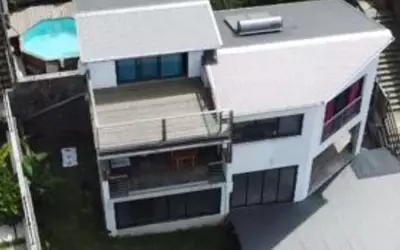 Maison 7 pièces 204 m² · à Saint-Pierre · 204 m² · 690 000 €