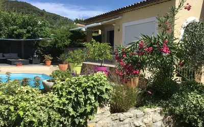 Villeneuve (04180)