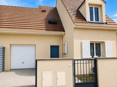 Vente maison 5 pièces Savigny-le-Temple (77176)