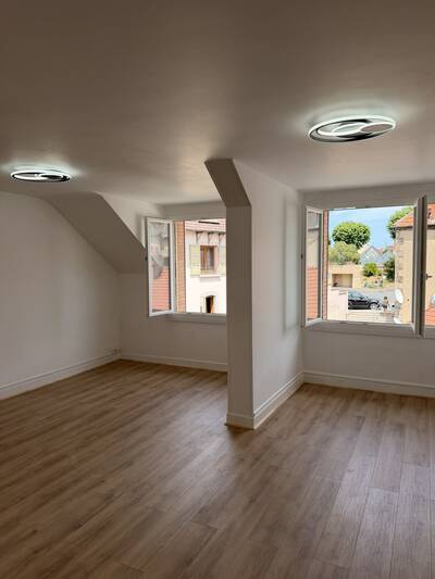 Location appartement 5 pièces Néris-les-Bains (03310)
