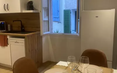 Fréjus (83600)
