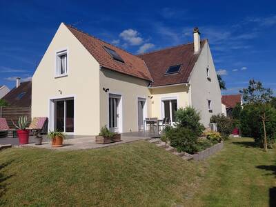 Vente maison 9 pièces Viarmes (95270)
