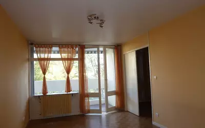 Oullins (69600)