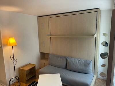 Location appartement studio Paris 8e