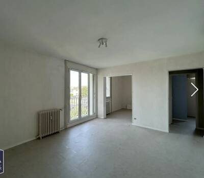 Vente appartement 4 pièces Châteaudun (28200)