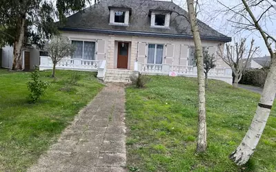 Saumur (49400)