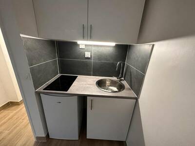 Location appartement studio Courbevoie (92400)
