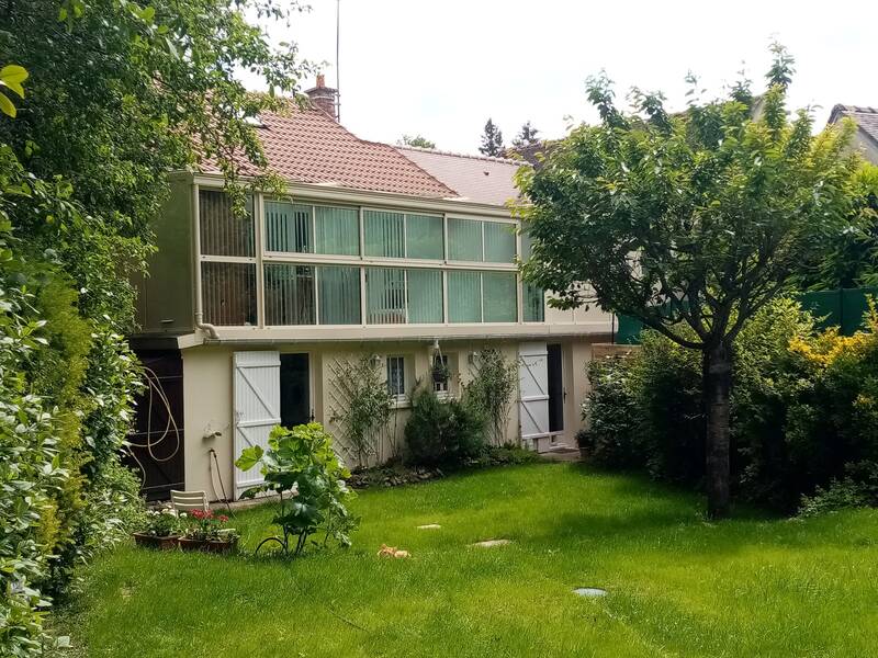 Menouville (95810)