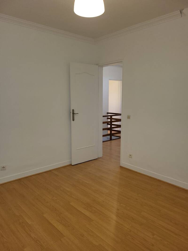 + Chalet De 41 M², Saint-Ouen-L'aumône (95310)
