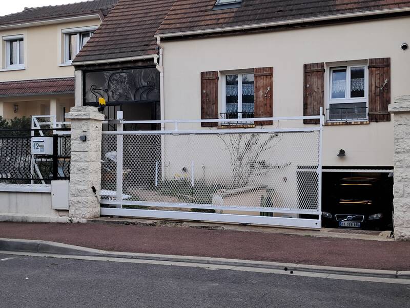 Garges-Lès-Gonesse (95140)