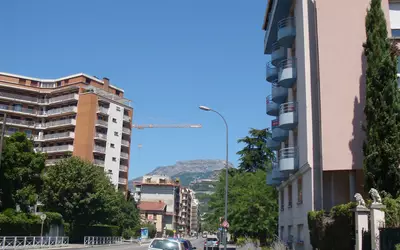 Grenoble (38000)