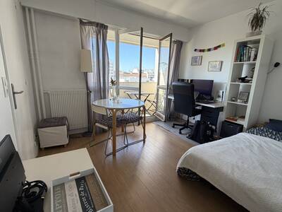 Location appartement studio Paris 20e