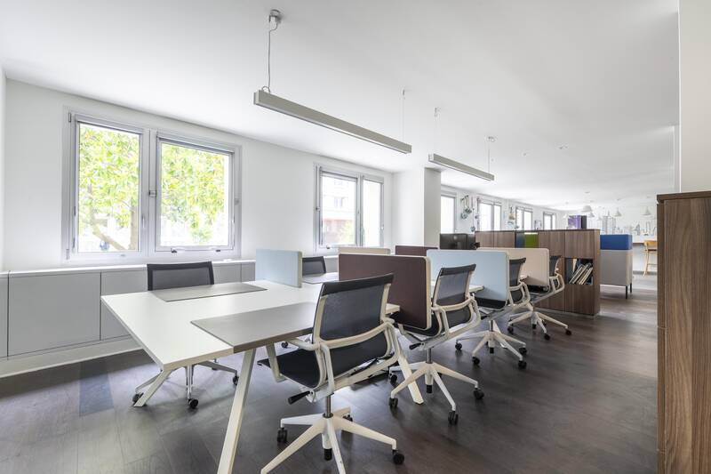 Bureaux, local professionnel Paris - 10&nbsp;m² - 339&nbsp;&euro;
