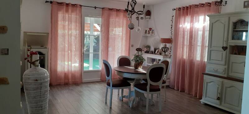 Tavel (30126)