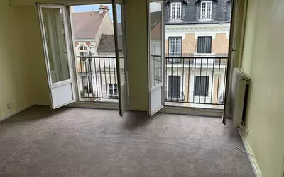 Fontainebleau (77300)
