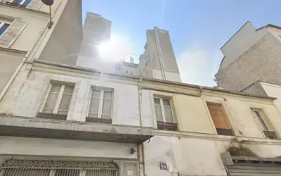 (Dent Creuse)+ 110 M² De Sous-Sol