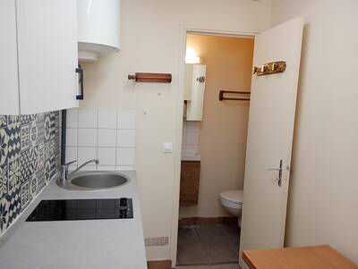 Location appartement studio Paris 18e