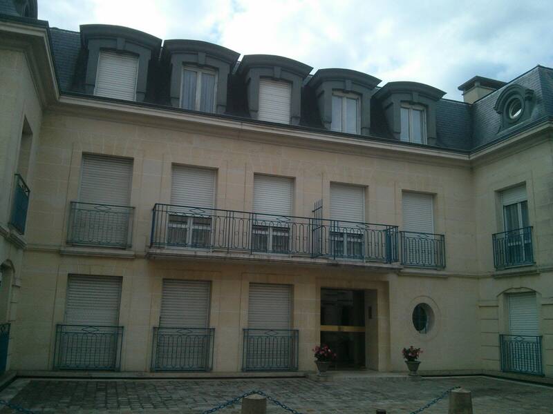 Versailles