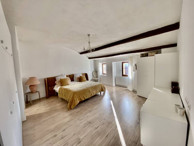 Cabris (06530)