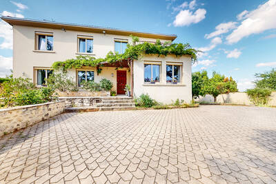 Vente maison 11 pièces Vertaizon (63910)