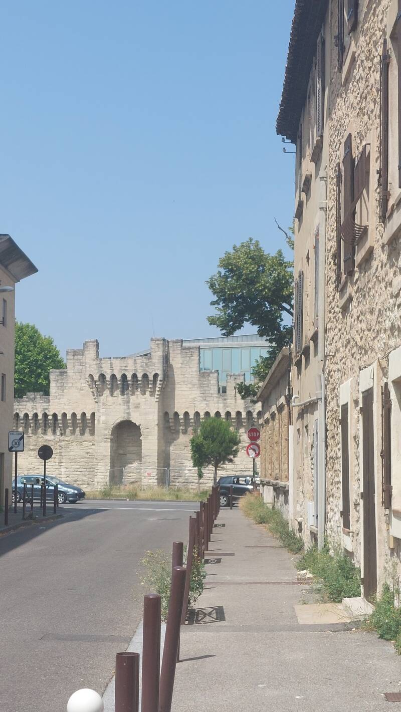 Avignon (84000)