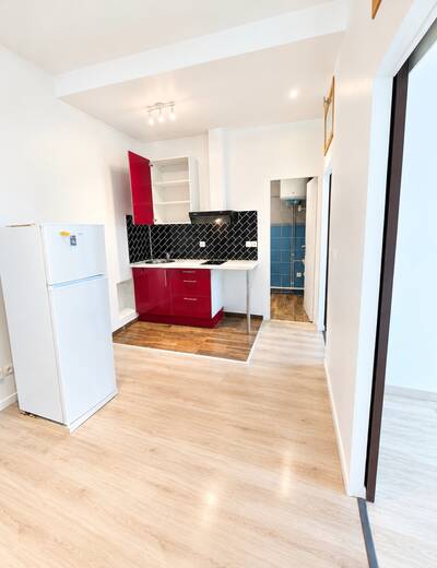 Location appartement 2 pièces Paris 10e