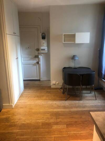Location appartement studio Paris 17e