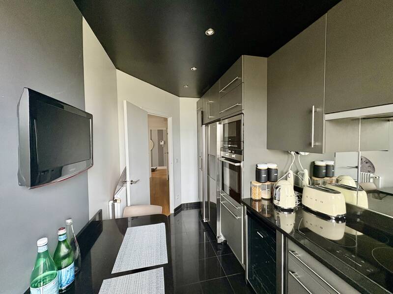 Neuilly-Sur-Seine (92200)